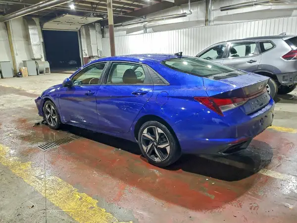 KMHLS4AG6PU563983 2023 HYUNDAI ELANTRA - Image 2