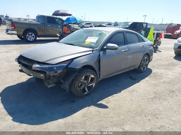 KMHLS4AG6PU572666 2023 HYUNDAI ELANTRA - Image 2