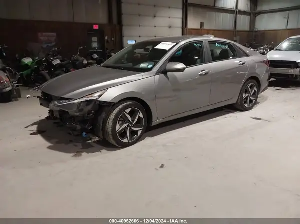 KMHLS4AG6PU582873 2023 HYUNDAI ELANTRA - Image 2