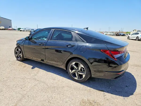 KMHLS4AG6PU585501 2023 HYUNDAI ELANTRA - Image 2