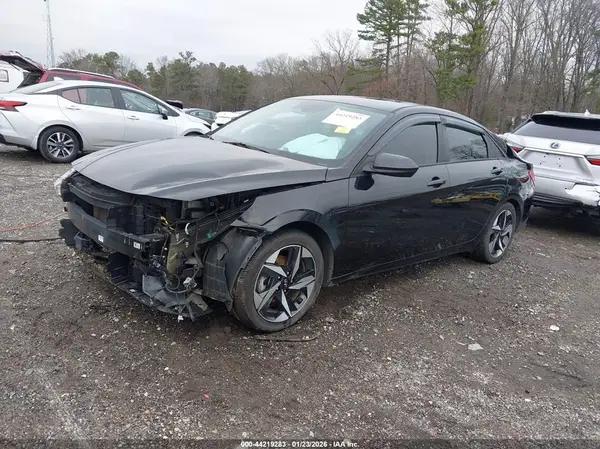 KMHLS4AG6PU589418 2023 HYUNDAI ELANTRA - Image 2