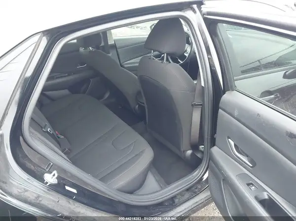 KMHLS4AG6PU589418 2023 HYUNDAI ELANTRA - Image 8
