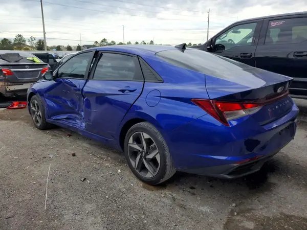 KMHLS4AG6PU592335 2023 HYUNDAI ELANTRA - Image 2