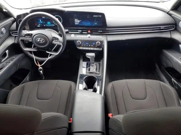 KMHLS4AG6PU592335 2023 HYUNDAI ELANTRA - Image 8