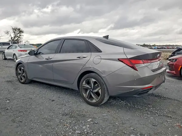 KMHLS4AG6PU599477 2023 HYUNDAI ELANTRA - Image 2