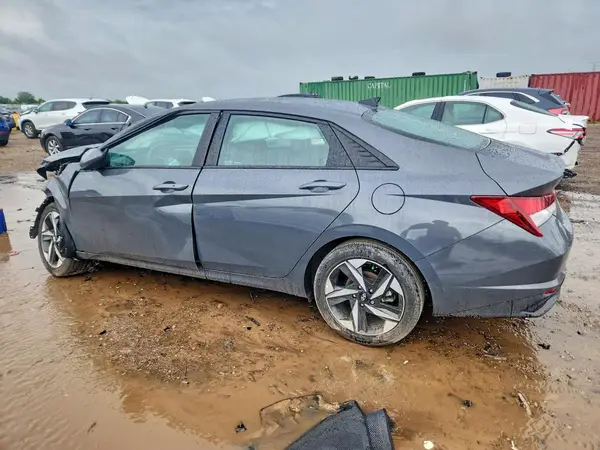 KMHLS4AG6PU606007 2023 HYUNDAI ELANTRA - Image 2