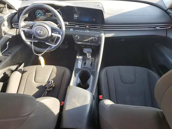 KMHLS4AG6PU613734 2023 HYUNDAI ELANTRA - Image 8