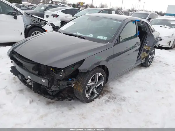 KMHLS4AG6PU615418 2023 HYUNDAI ELANTRA - Image 2
