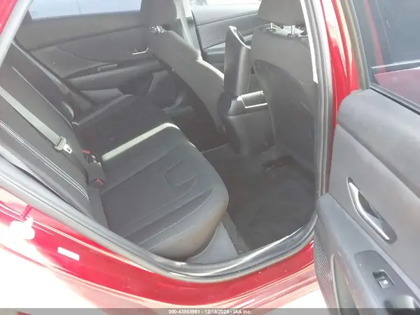 KMHLS4AG6PU633319 2023 HYUNDAI ELANTRA - Image 8