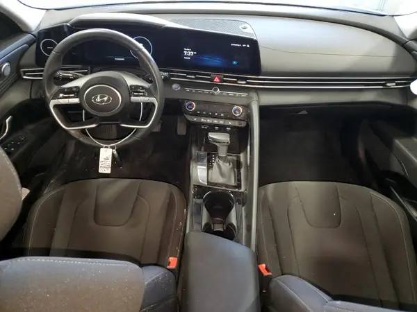 KMHLS4AG6PU633448 2023 HYUNDAI ELANTRA - Image 8