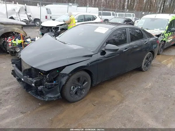 KMHLS4AG7MU063486 2021 HYUNDAI ELANTRA - Image 2