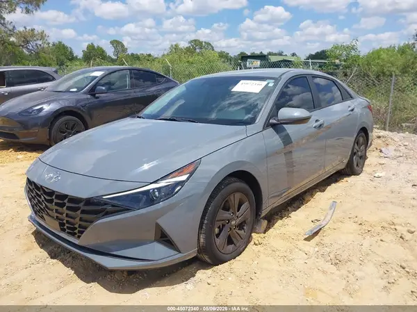 KMHLS4AG7NU274706 2022 HYUNDAI ELANTRA - Image 2