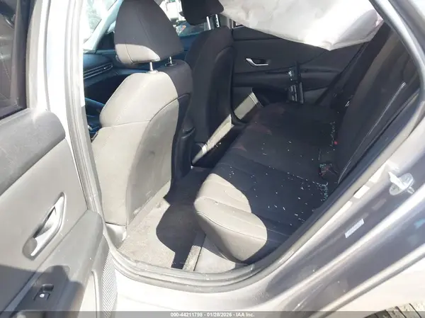 KMHLS4AG7NU339957 2022 HYUNDAI ELANTRA - Image 8