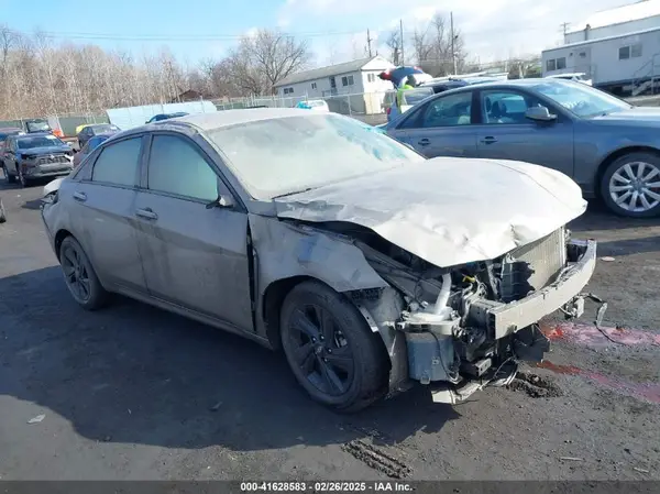 KMHLS4AG7NU347542 2022 HYUNDAI ELANTRA - Image 1