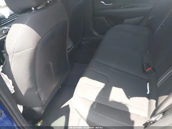 KMHLS4AG7NU369010 2022 HYUNDAI ELANTRA - Image 8