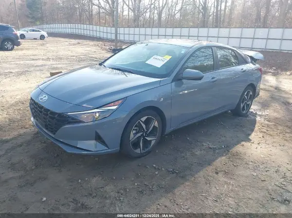 KMHLS4AG7PU411128 2023 HYUNDAI ELANTRA - Image 2