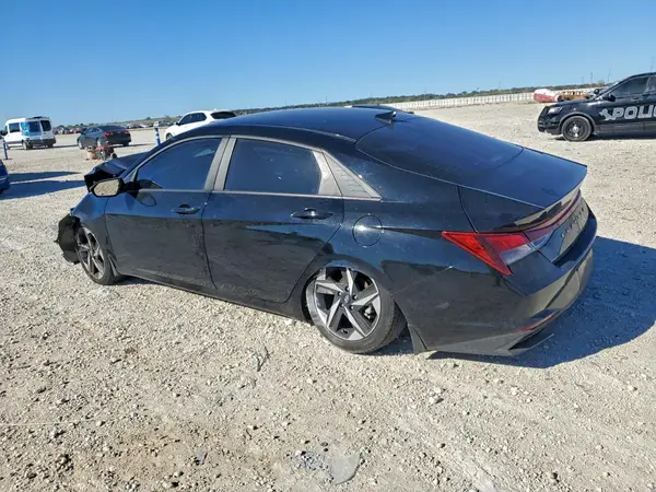 KMHLS4AG7PU420749 2023 HYUNDAI ELANTRA - Image 2