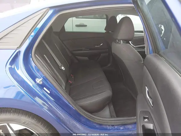 KMHLS4AG7PU425725 2023 HYUNDAI ELANTRA - Image 8