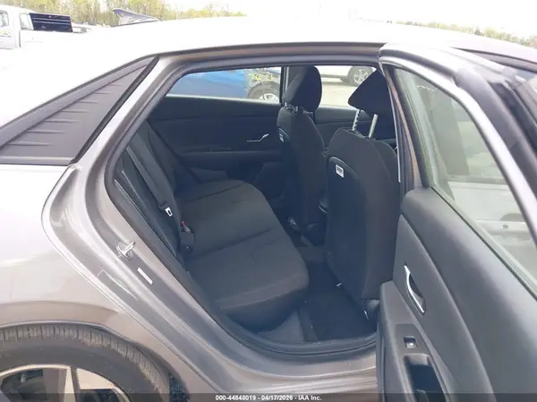KMHLS4AG7PU427295 2023 HYUNDAI ELANTRA - Image 8