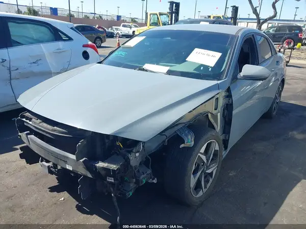 KMHLS4AG7PU448194 2023 HYUNDAI ELANTRA - Image 2