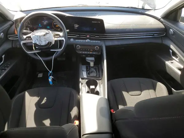 KMHLS4AG7PU476576 2023 HYUNDAI ELANTRA - Image 8