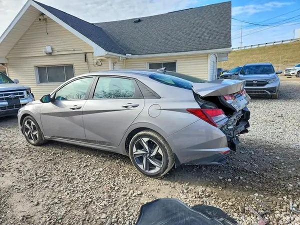 KMHLS4AG7PU481924 2023 HYUNDAI ELANTRA - Image 2