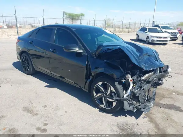 KMHLS4AG7PU517319 2023 HYUNDAI ELANTRA - Image 1