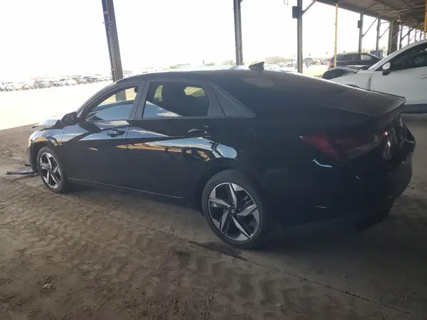 KMHLS4AG7PU521127 2023 HYUNDAI ELANTRA - Image 2