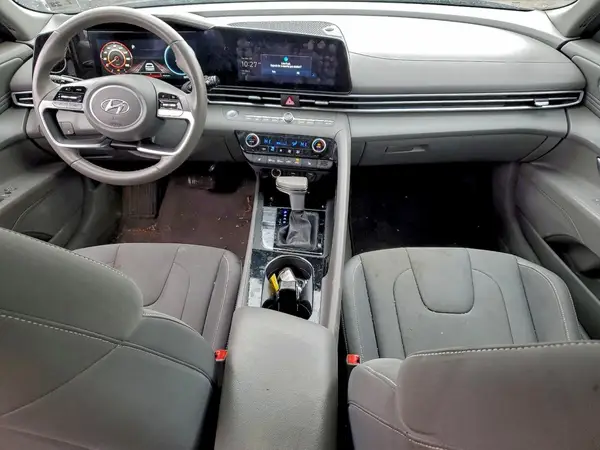 KMHLS4AG7PU554225 2023 HYUNDAI ELANTRA - Image 8
