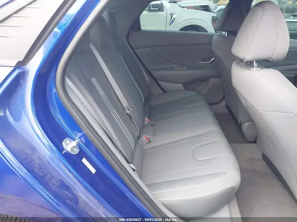 KMHLS4AG7PU564835 2023 HYUNDAI ELANTRA - Image 8