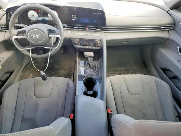 KMHLS4AG7PU566469 2023 HYUNDAI ELANTRA - Image 8