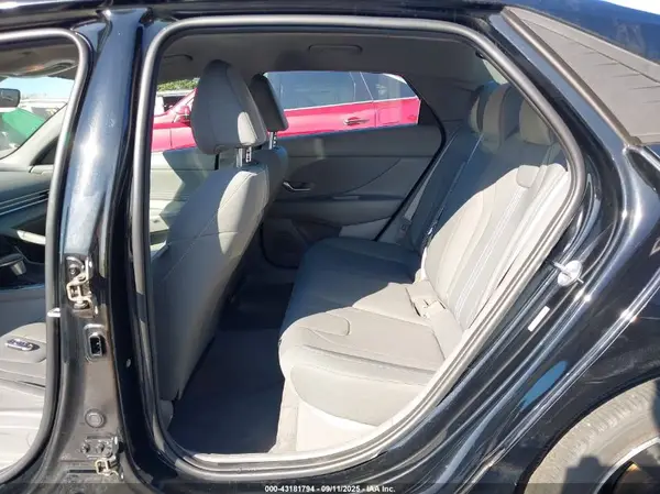KMHLS4AG7PU568755 2023 HYUNDAI ELANTRA - Image 8