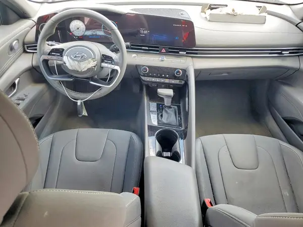 KMHLS4AG7PU570389 2023 HYUNDAI ELANTRA - Image 8