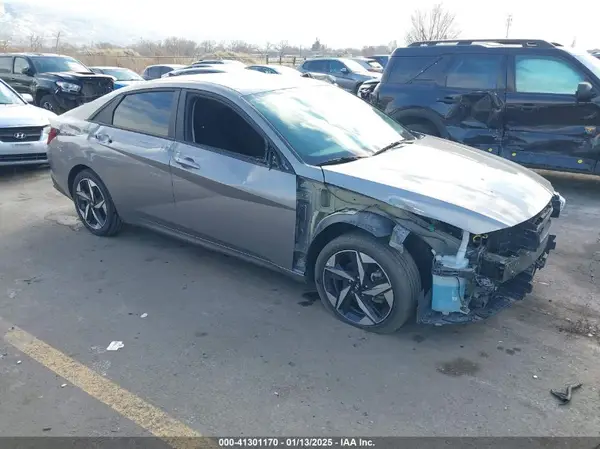 KMHLS4AG7PU575589 2023 HYUNDAI ELANTRA - Image 1