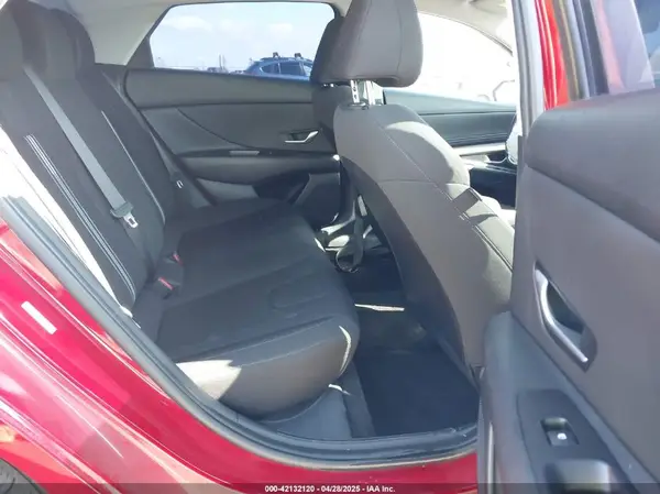 KMHLS4AG8MU195768 2021 HYUNDAI ELANTRA - Image 8