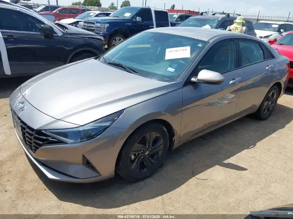 KMHLS4AG8MU213153 2021 HYUNDAI ELANTRA - Image 2