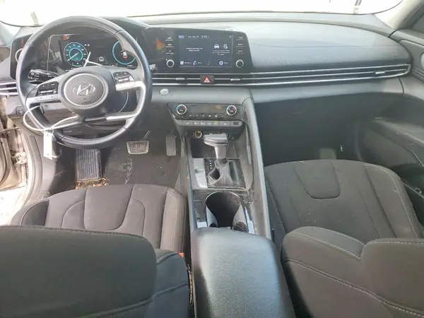 KMHLS4AG8NU233226 2022 HYUNDAI ELANTRA - Image 8