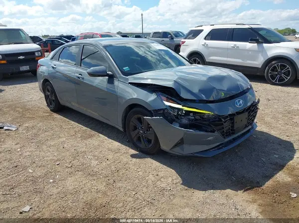 KMHLS4AG8NU246591 2022 HYUNDAI ELANTRA - Image 1