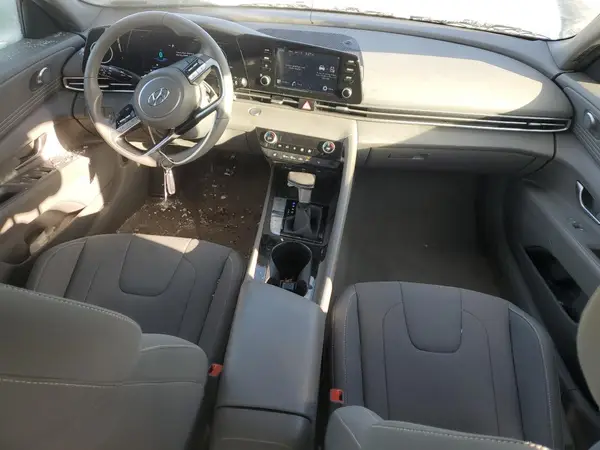 KMHLS4AG8NU313013 2022 HYUNDAI ELANTRA - Image 8