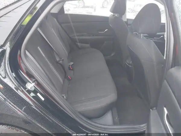 KMHLS4AG8NU317756 2022 HYUNDAI ELANTRA - Image 8