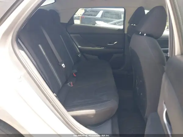 KMHLS4AG8NU367380 2022 HYUNDAI ELANTRA - Image 8