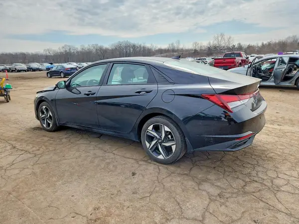KMHLS4AG8PU406486 2023 HYUNDAI ELANTRA - Image 2