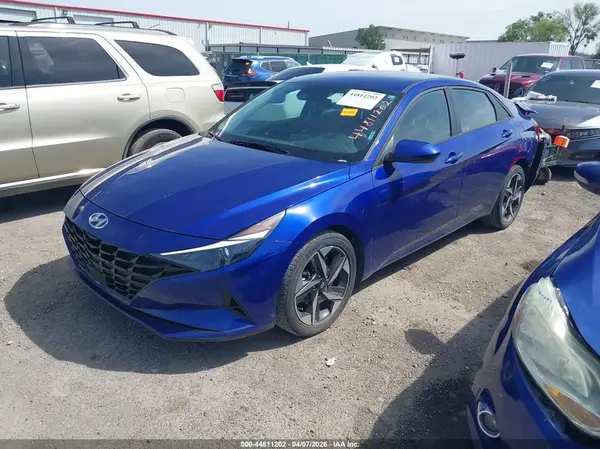 KMHLS4AG8PU413910 2023 HYUNDAI ELANTRA - Image 2