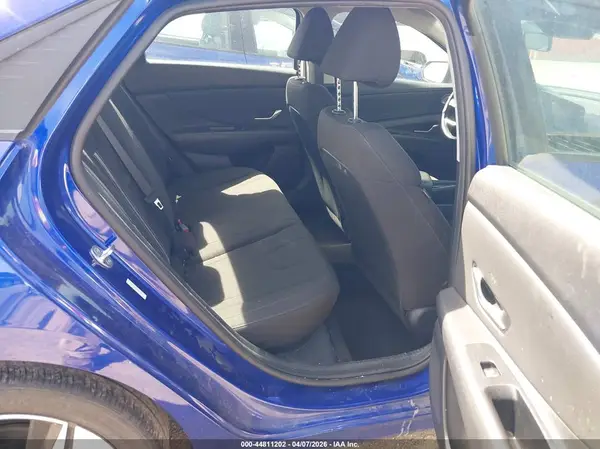 KMHLS4AG8PU413910 2023 HYUNDAI ELANTRA - Image 8