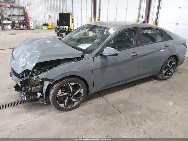 KMHLS4AG8PU431548 2023 HYUNDAI ELANTRA - Image 2