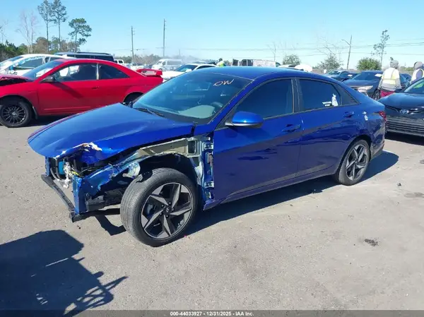 KMHLS4AG8PU432943 2023 HYUNDAI ELANTRA - Image 2
