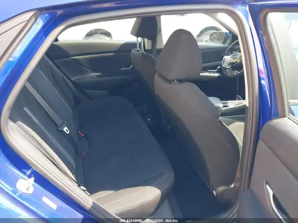 KMHLS4AG8PU445059 2023 HYUNDAI ELANTRA - Image 8
