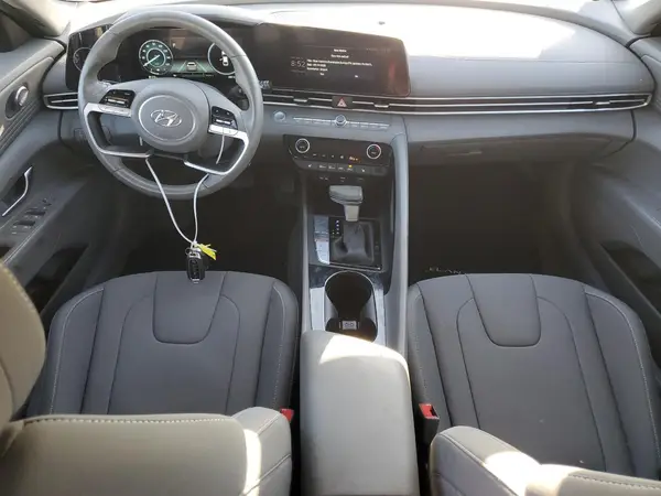 KMHLS4AG8PU447409 2023 HYUNDAI ELANTRA - Image 7