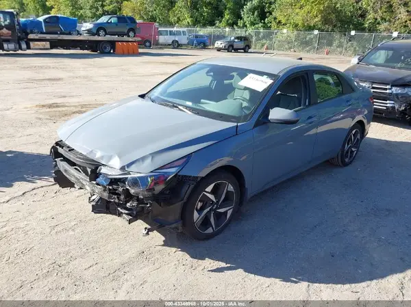 KMHLS4AG8PU448270 2023 HYUNDAI ELANTRA - Image 2