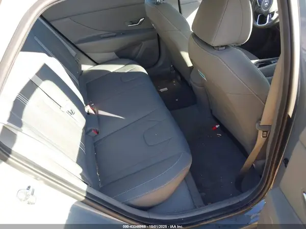 KMHLS4AG8PU448270 2023 HYUNDAI ELANTRA - Image 8